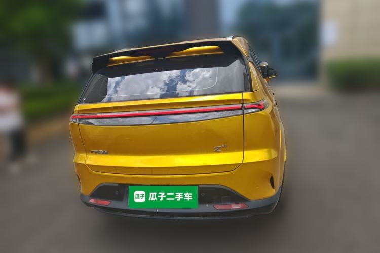 Used Hycan Z03 2022 620 km Range Trendy Cool Version 160 kW 76.8 kWh Rear