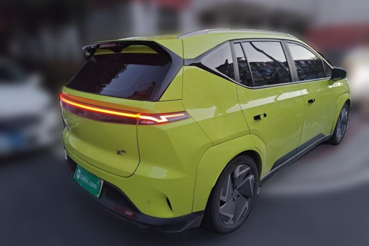 Used Hycan Z03 2022 510 km Range Trendy Cool Version 135 kW 63.98 kWh Rear Right 45 Deg