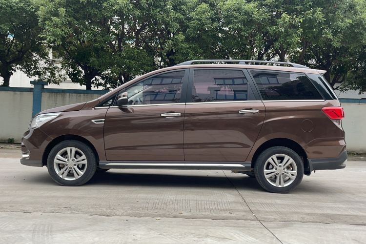 Used HYOSOW 2016 H3F 1.5L Manual Luxury Model Left Side
