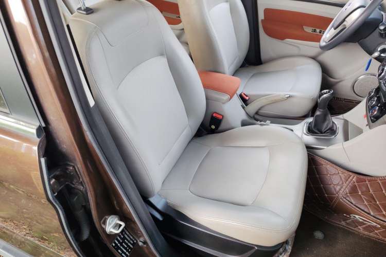 Used HYOSOW 2016 H3F 1.5L Manual Luxury Model Right Front Seat