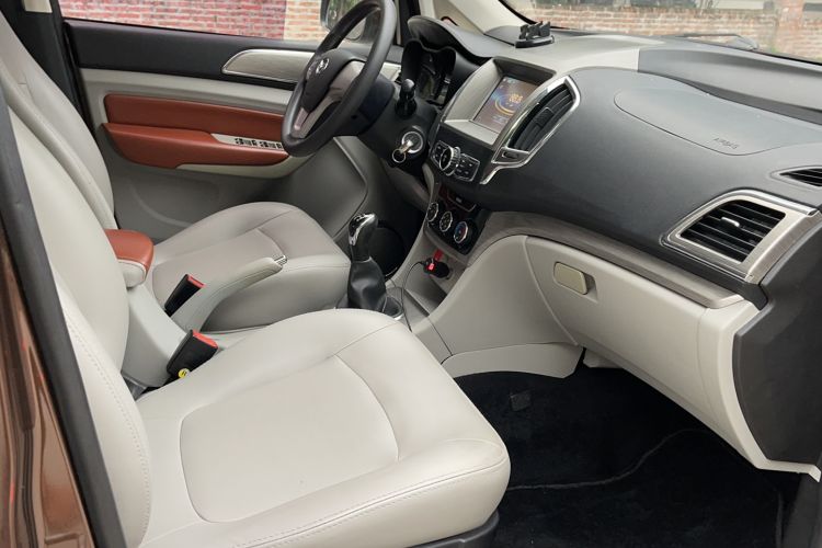 Used HYOSOW 2016 H3F 1.5L Manual Luxury Model Right Front Seat