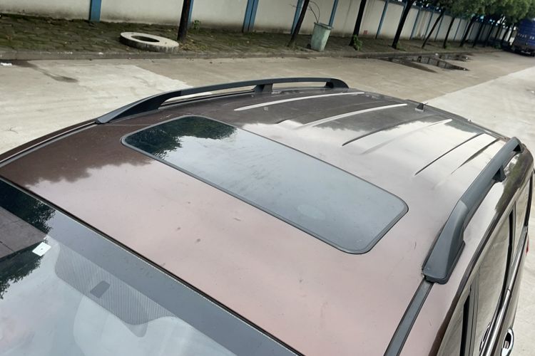 Used HYOSOW 2016 H3F 1.5L Manual Luxury Model Roof