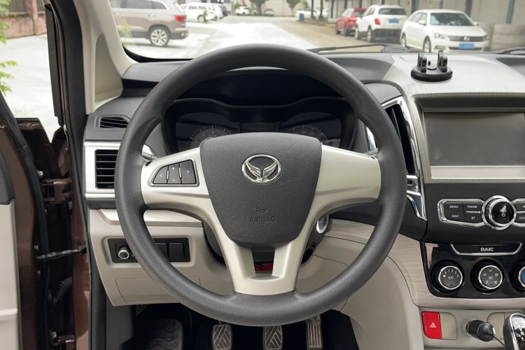 Used HYOSOW 2016 H3F 1.5L Manual Luxury Model Steering Wheel