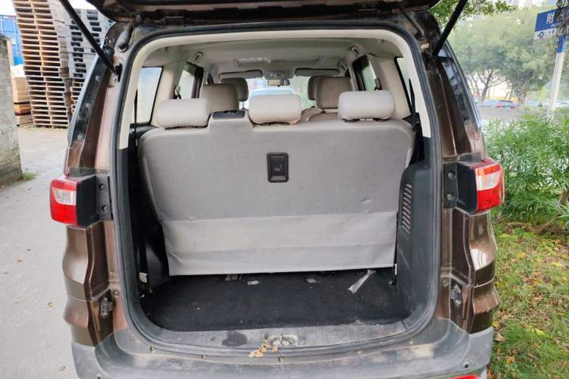 Used HYOSOW 2016 H3F 1.5L Manual Luxury Model Trunk