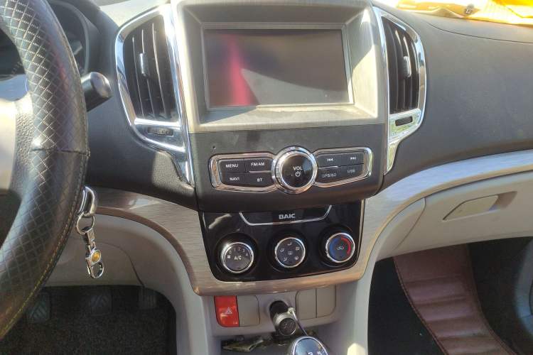 Used HYOSOW 2016 H3F 1.5L Manual Luxury Model Audio And AC Panel