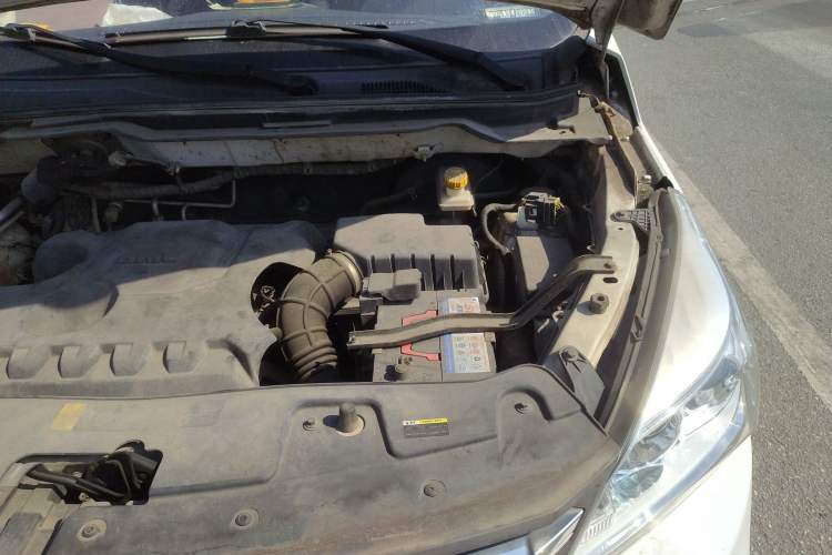 Used HYOSOW 2016 H3F 1.5L Manual Luxury Model Engine Bay Left