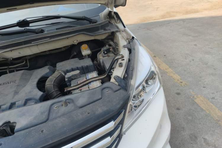 Used HYOSOW 2016 H3F 1.5L Manual Luxury Model Engine Bay Left