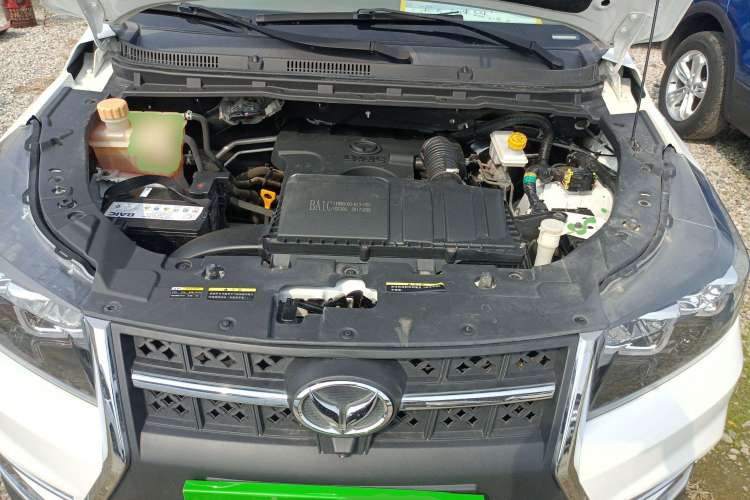 Used HYOSOW 2016 S3L 1.5L Manual Prestige Edition Engine Bay