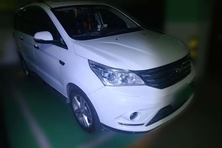 Used HYOSOW 2016 H3F 1.5L Manual Prestige Edition Front Right 45 Deg