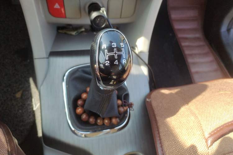 Used HYOSOW 2016 H3F 1.5L Manual Luxury Model Gear Lever