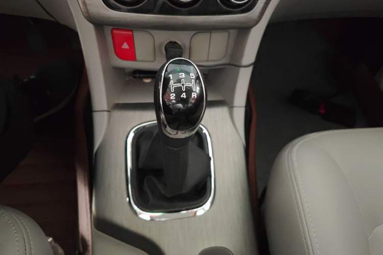 Used HYOSOW 2016 H3F 1.5L Manual Luxury Model Gear Lever