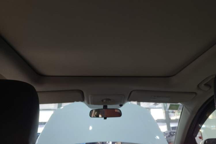 Used HYOSOW 2016 S3L 1.5L Manual Premium Edition Headliner
