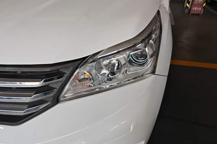 Used HYOSOW 2016 H3F 1.5L Manual Luxury Model Left Front Headlight