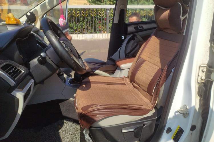 Used HYOSOW 2016 H3F 1.5L Manual Luxury Model Left Front Seat