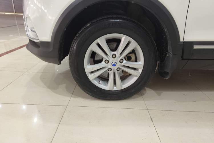 Used HYOSOW 2016 S3L 1.5L Manual Premium Edition Left Front Wheel Hub