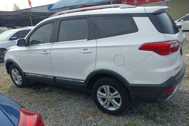 Used HYOSOW 2016 S3L 1.5L Manual Prestige Edition Left Side
