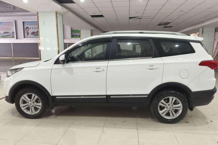 Used HYOSOW 2016 S3L 1.5L Manual Premium Edition Left Side