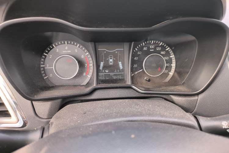 Used HYOSOW 2016 H3F 1.5L Manual Luxury Model Odometer Close Up