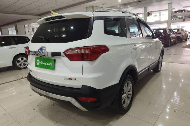 Used HYOSOW 2016 S3L 1.5L Manual Premium Edition Rear Right 45 Deg