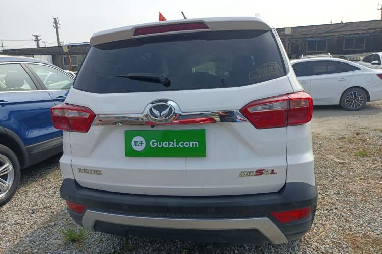 Used HYOSOW 2016 S3L 1.5L Manual Prestige Edition Rear
