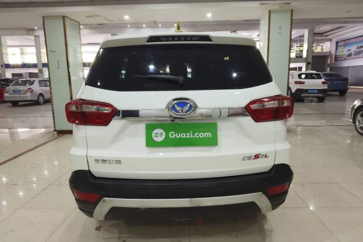 Used HYOSOW 2016 S3L 1.5L Manual Premium Edition Rear
