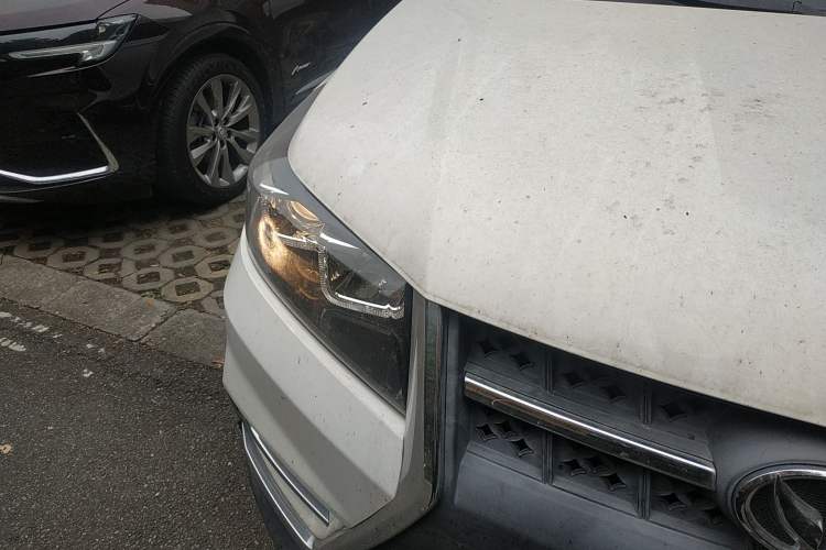Used HYOSOW 2016 S3L 1.5L Manual Prestige Edition Right Front Headlight