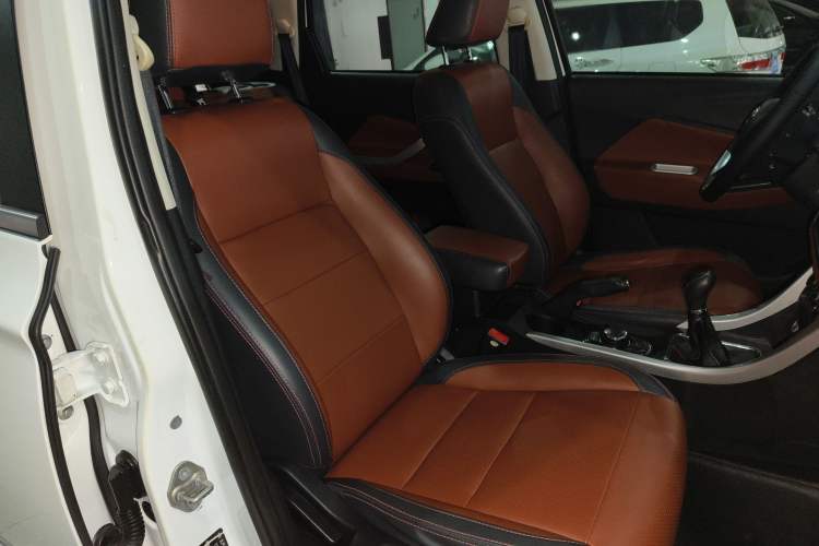 Used HYOSOW 2016 S3L 1.5L Manual Premium Edition Right Front Seat