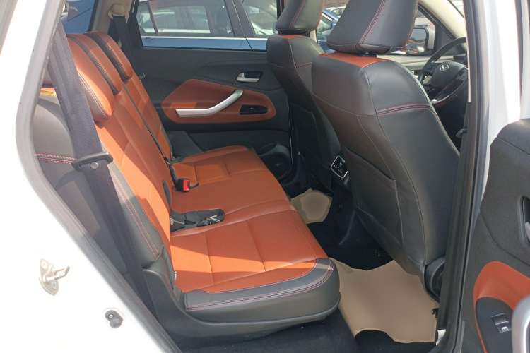Used HYOSOW 2016 S3L 1.5L Manual Prestige Edition Right Rear Seat
