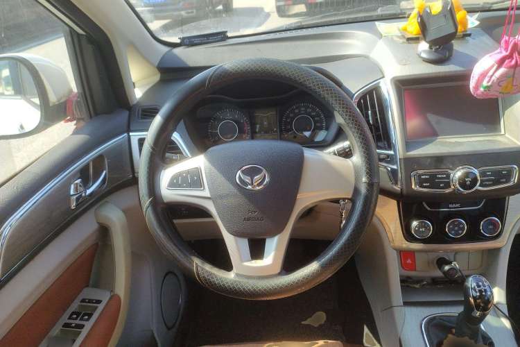 Used HYOSOW 2016 H3F 1.5L Manual Luxury Model Steering Wheel