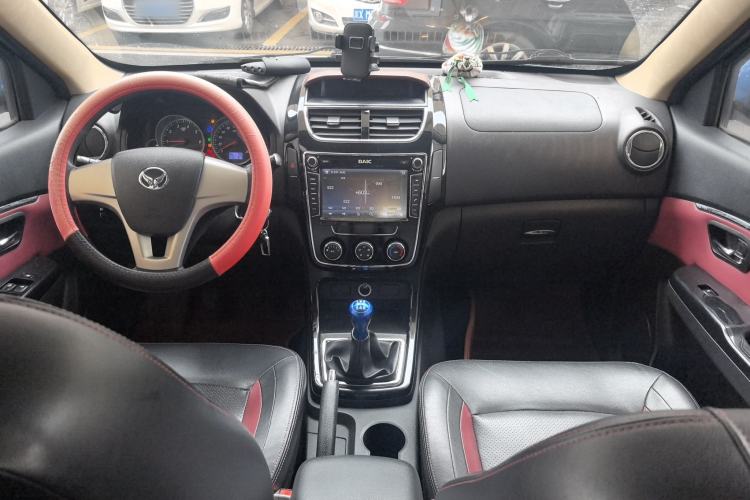 Used HYOSOW H2 2015 1.5L Manual Comfort Version BJ415C Center Console