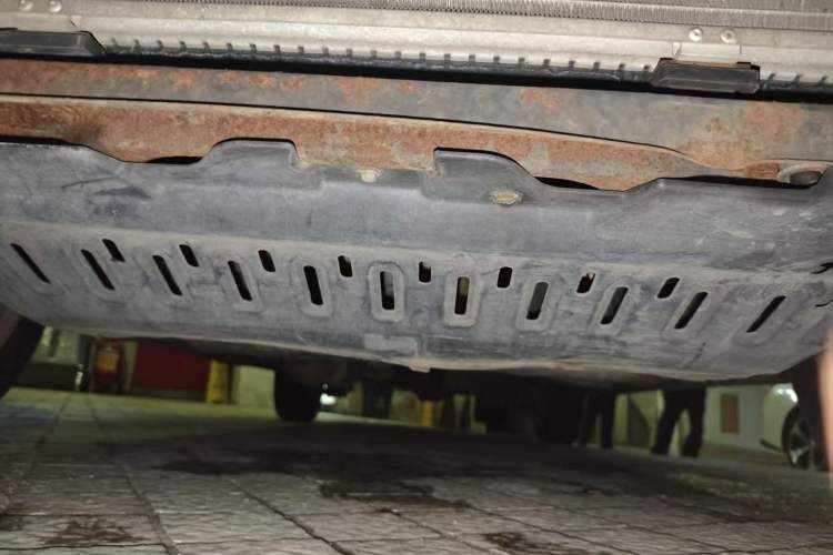 Used HYOSOW H2 2015 1.5L AMT Prestige Version BJ415C Chassis Front