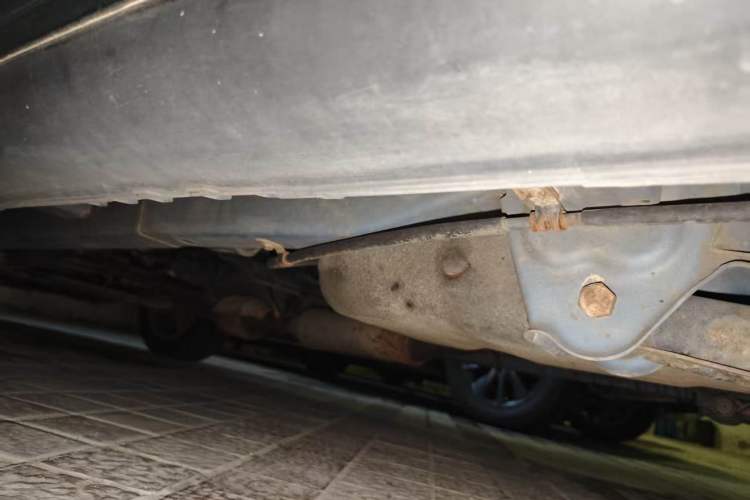 Used HYOSOW H2 2015 1.5L AMT Prestige Version BJ415C Chassis Rear Left