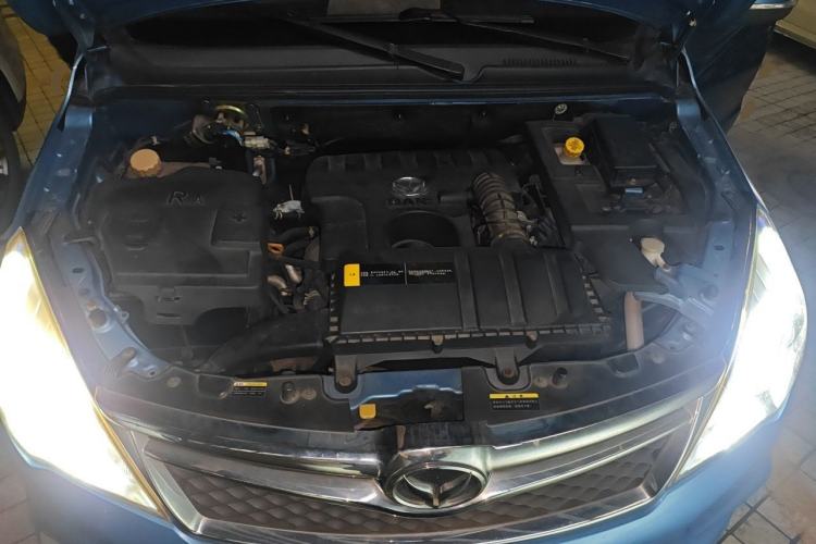 Used HYOSOW H2 2015 1.5L AMT Prestige Version BJ415C Engine Bay