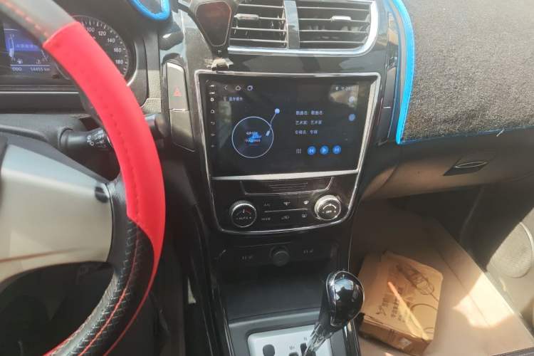 Used HYOSOW H2 2015 1.5L AMT Prestige Version BJ415C Audio And AC Panel