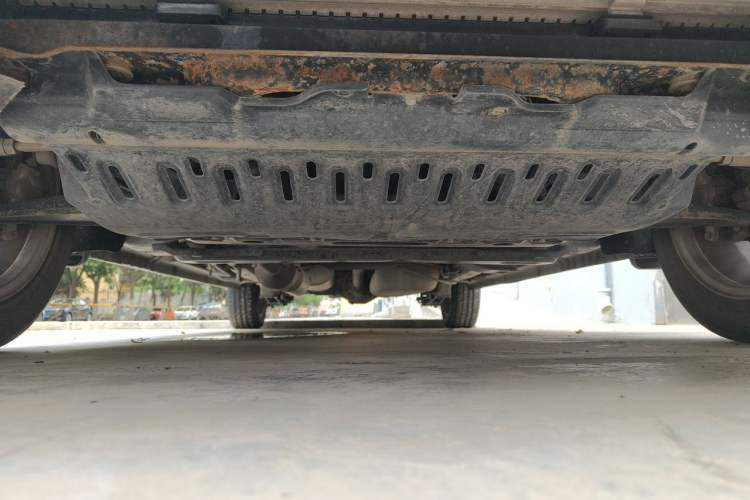 Used HYOSOW H2 2015 1.5L AMT Luxury Version BJ415C Chassis Front