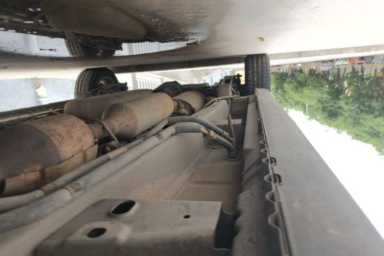 Used HYOSOW H2 2015 1.5L AMT Luxury Version BJ415C Chassis Front Right