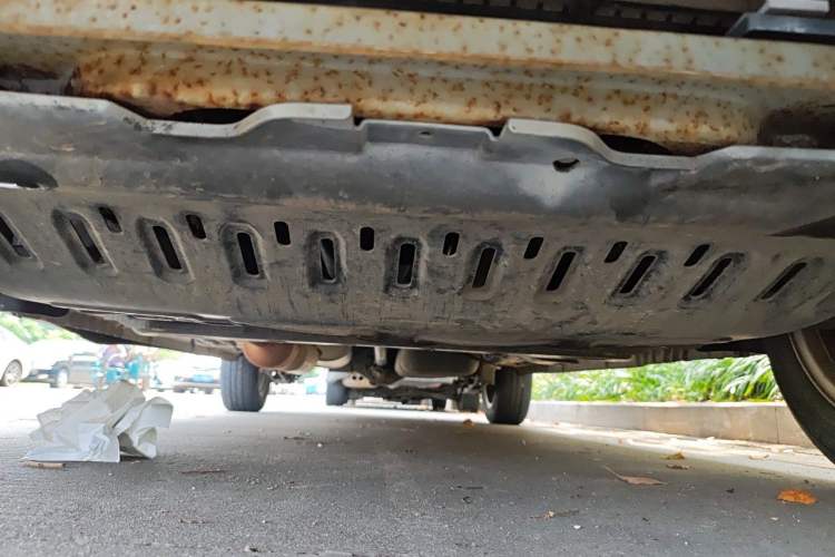 Used HYOSOW H2 2015 1.5L AMT Luxury Version BJ415C Chassis Front