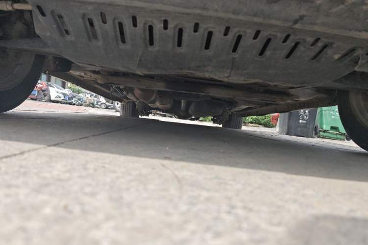 Used HYOSOW H2 2015 1.5L AMT Luxury Version BJ415C Chassis Front