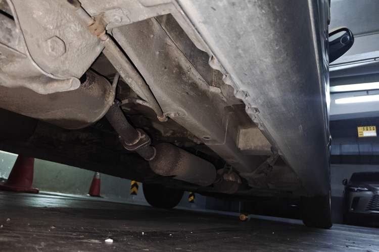 Used HYOSOW H2 2015 1.5L AMT Comfort Version BJ415C Chassis Rear Right