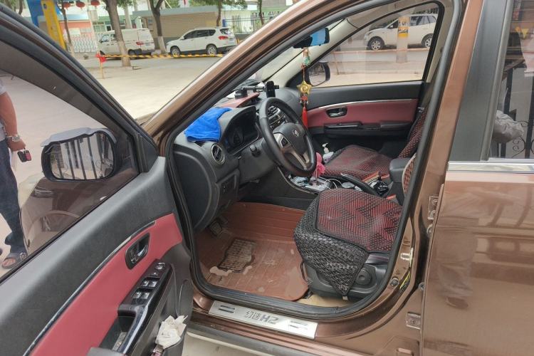Used HYOSOW H2 2015 1.5L AMT Luxury Version BJ415C Driver Seat