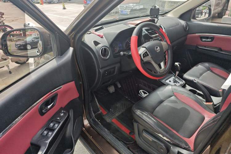 Used HYOSOW H2 2015 1.5L AMT Luxury Version BJ415C Driver Seat