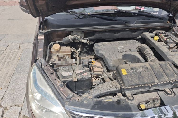Used HYOSOW H2 2015 1.5L AMT Luxury Version BJ415C Engine Bay Right