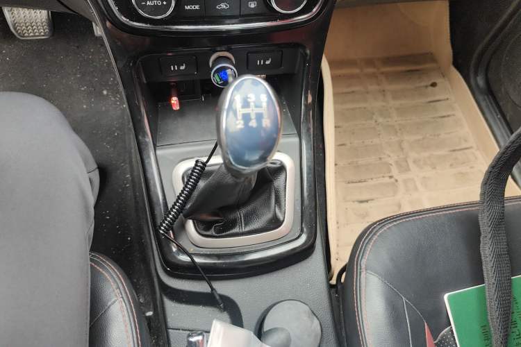 Used HYOSOW H2 2015 1.5L Manual Luxury Version BJ415C Gear Lever