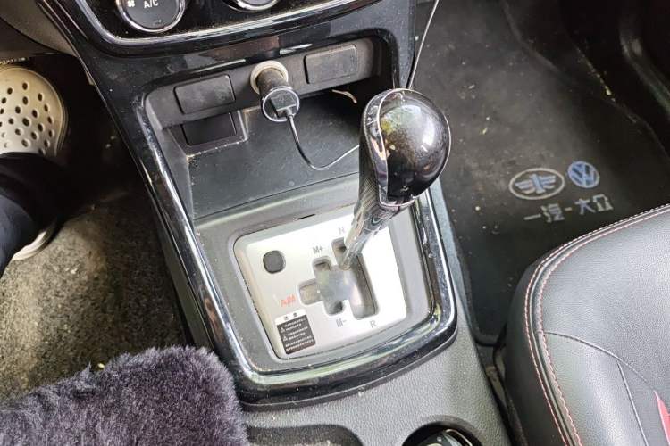 Used HYOSOW H2 2015 1.5L AMT Luxury Version BJ415C Gear Lever