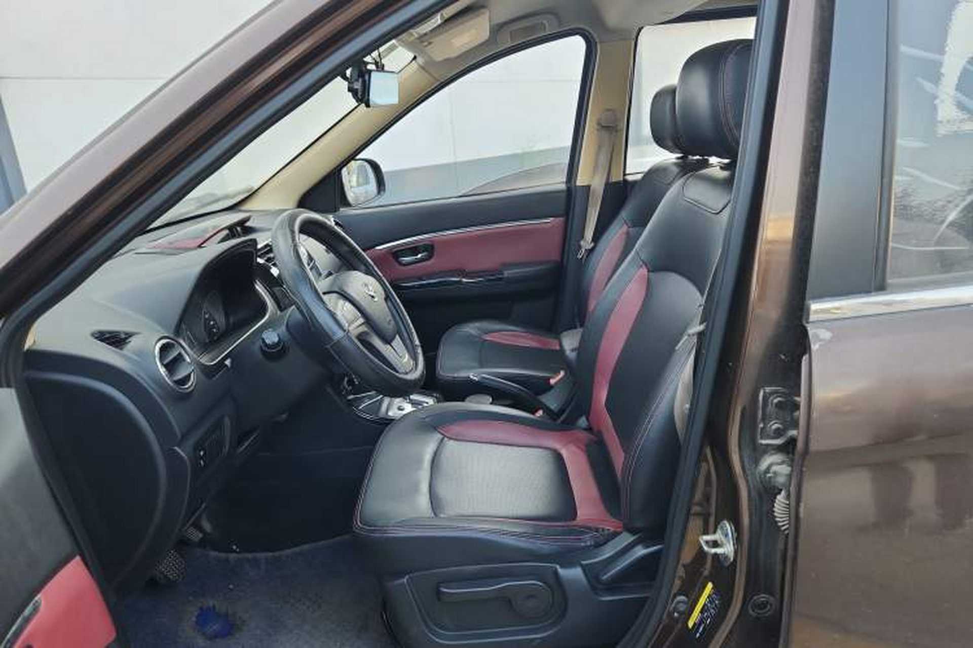 Used HYOSOW H2 2015 1.5L AMT Prestige Version BJ415C Left Front Seat