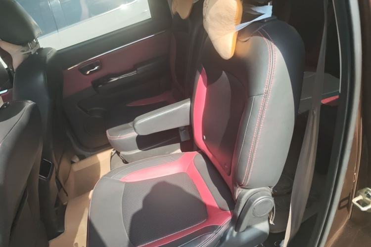 Used HYOSOW H2 2015 1.5L AMT Prestige Version BJ415C Left Rear Seat