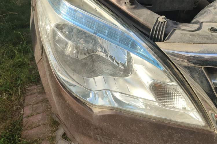 Used HYOSOW H2 2015 1.5L AMT Luxury Version BJ415C Right Front Headlight