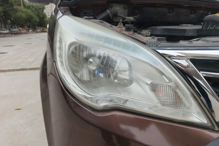 Used HYOSOW H2 2015 1.5L AMT Luxury Version BJ415C Right Front Headlight