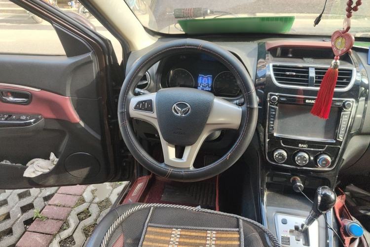 Used HYOSOW H2 2015 1.5L AMT Luxury Version BJ415C Steering Wheel