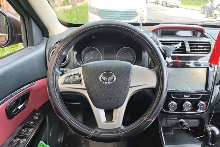 Used HYOSOW H2 2015 1.5L AMT Luxury Version BJ415C Steering Wheel